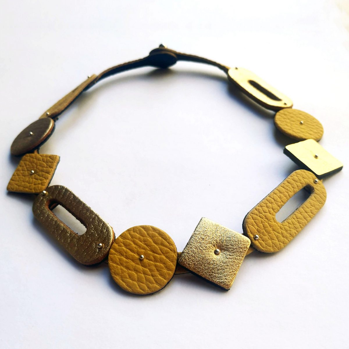 collar Twiggy corto by Maison Domecq