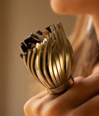 Bague en cuir et en alpaga Tao par Maison Domecq